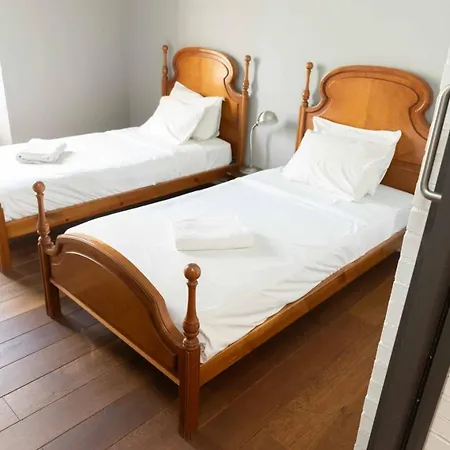 Vakantiehuis Casa Completa, Jardin Privado Y Garaje Vut 40-0616 Segovia