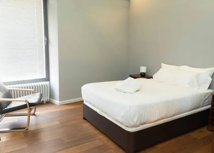 Casa Completa, Jardin Privado Y Garaje Vut 40-0616 Hébergement de vacances Ségovie